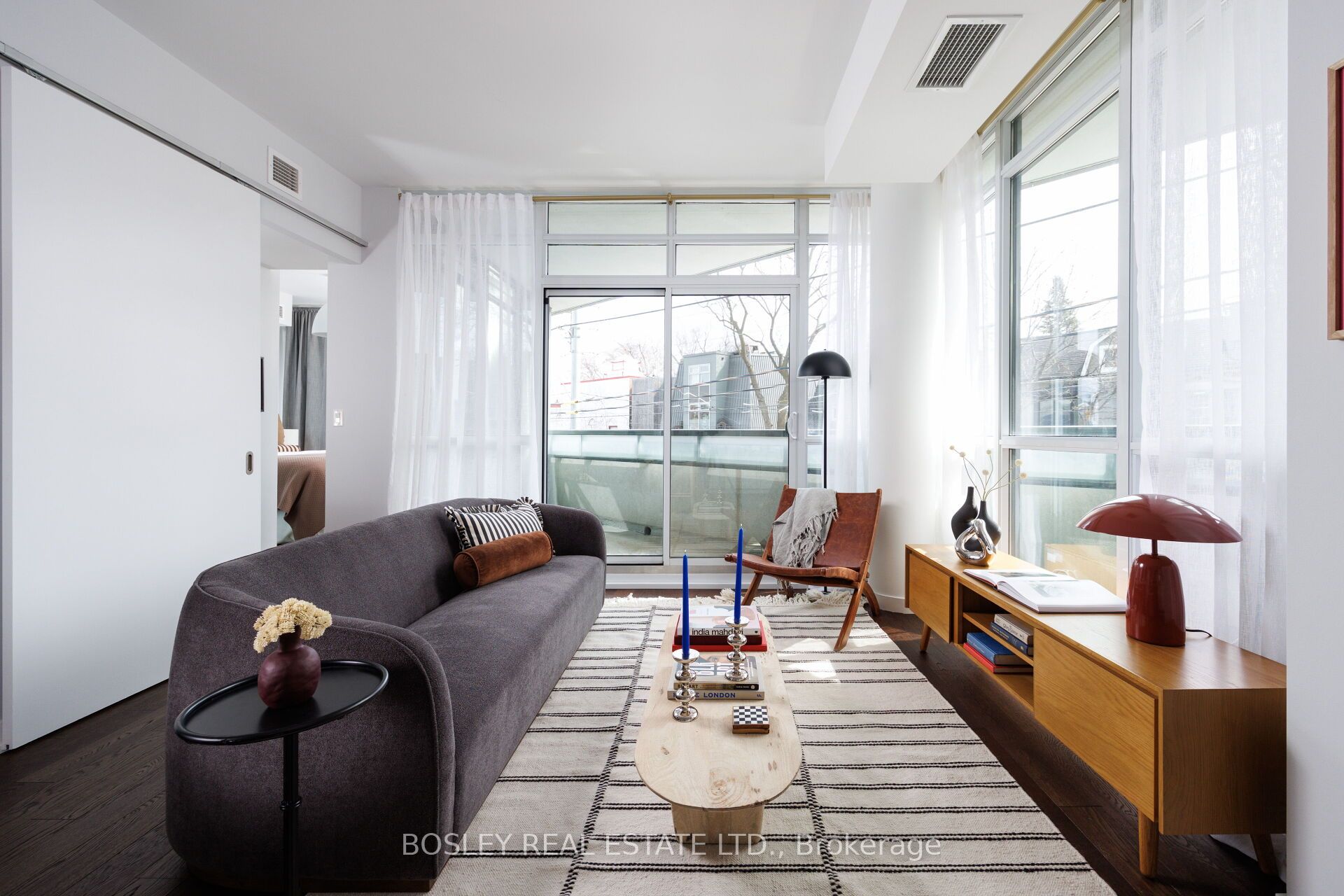 36 Howard Park Avenue 209