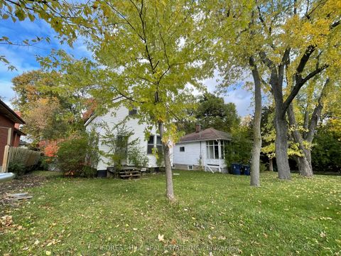 Photo of 192+194 Pemberton Avenue, Toronto, ON M2M 1Y8 (MLS # C12475871)