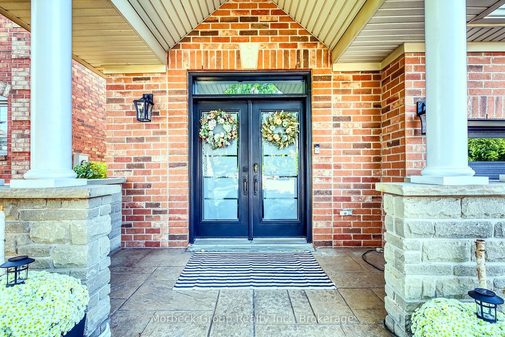 Photo of 1436 Gulledge Trail, Oakville, ON L6M 3Z8 (MLS # W13525082)