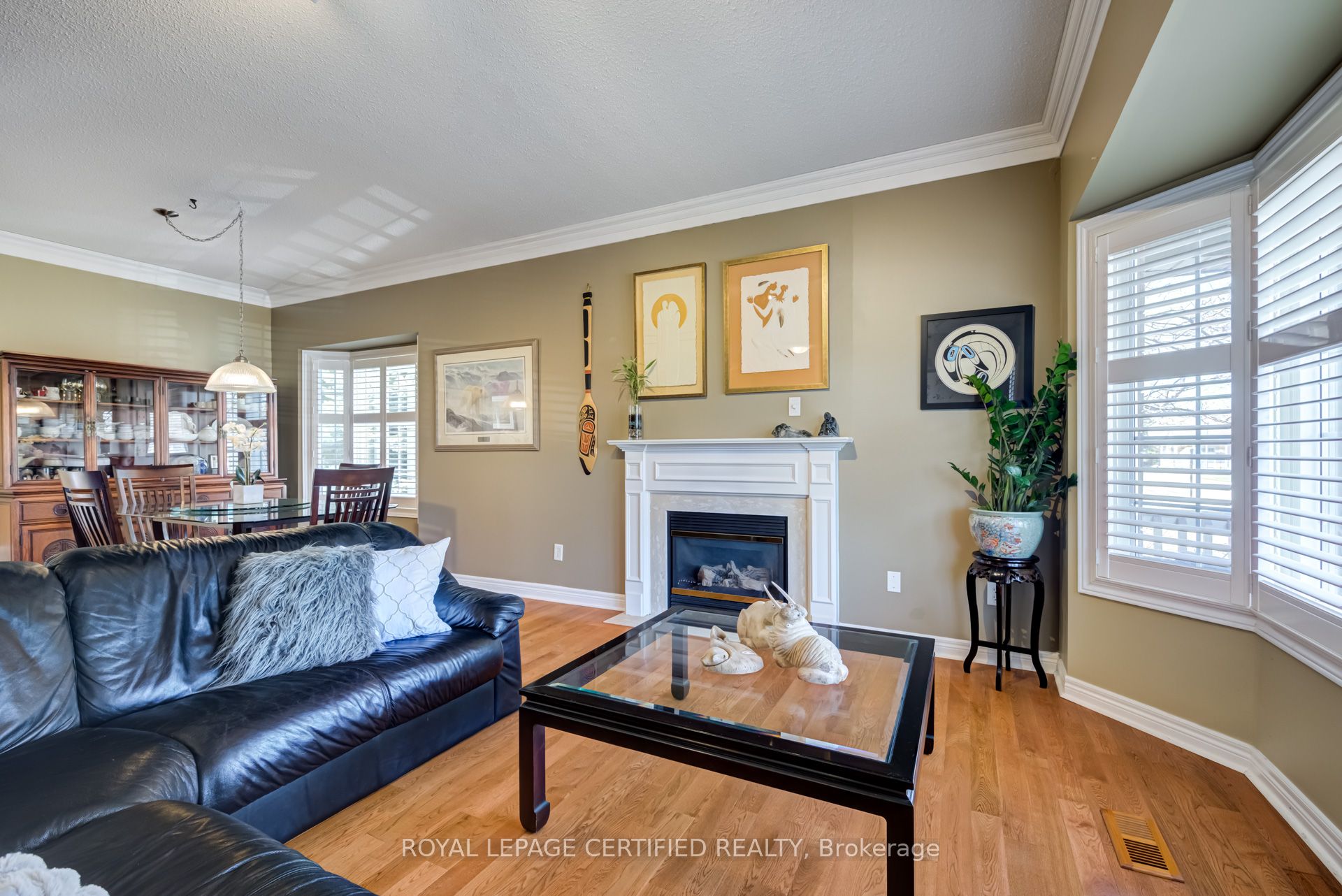 2 Orchard Park Gate