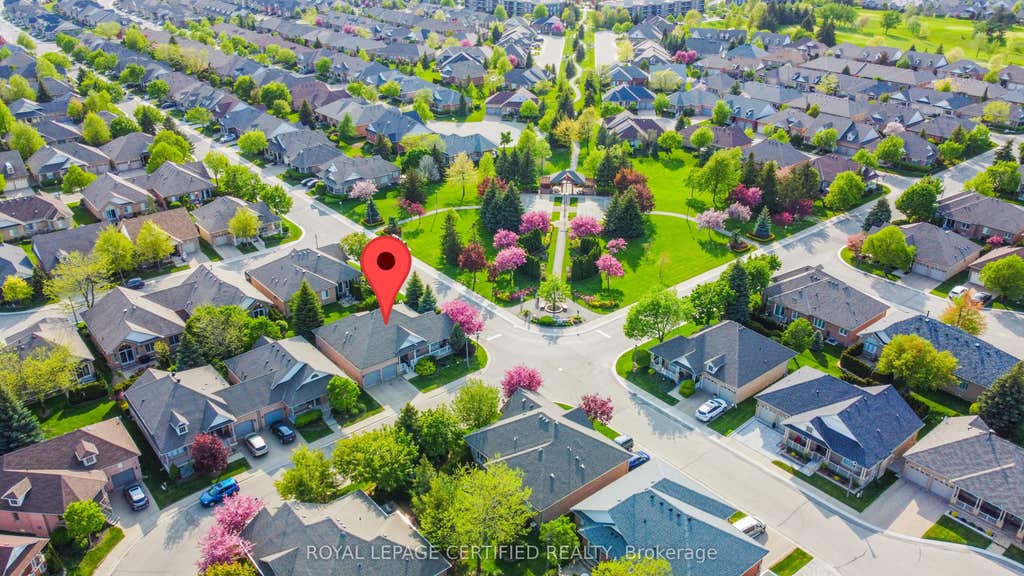 Photo of 2 Orchard Park Gate, Brampton, ON L6R 1W5 (MLS # W13423640)