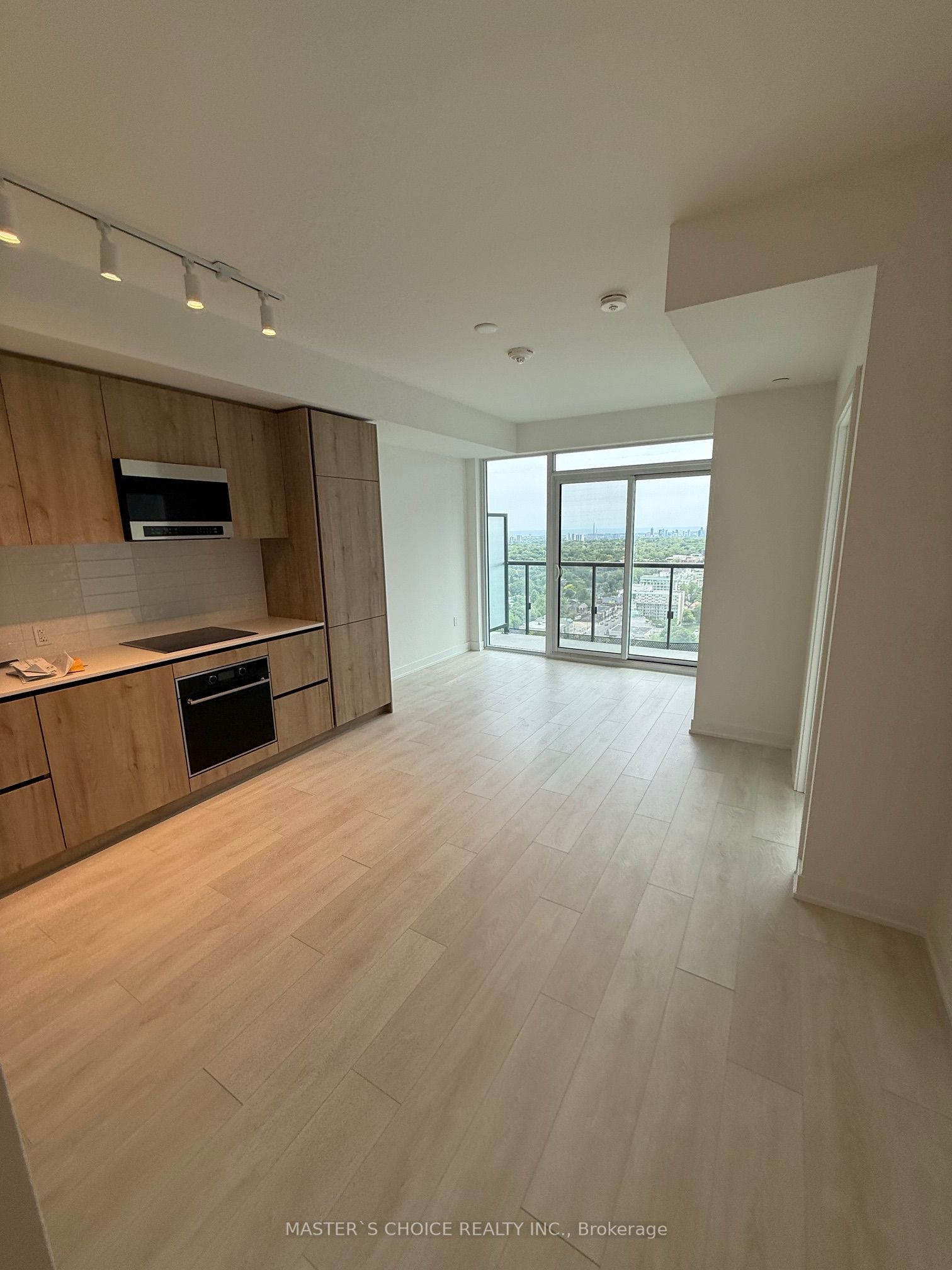 127 Broadway Avenue 2801