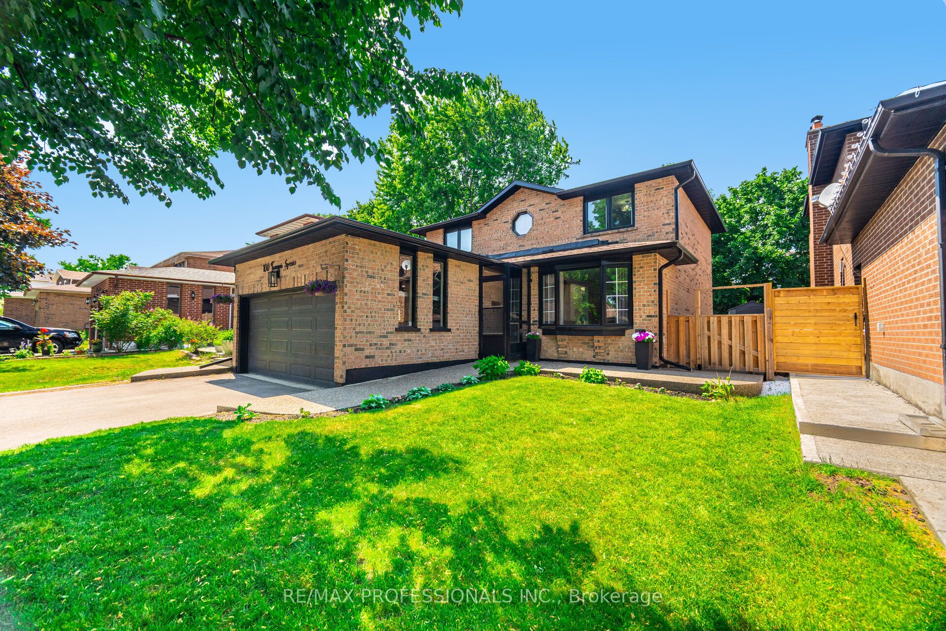 100 Tanager Square