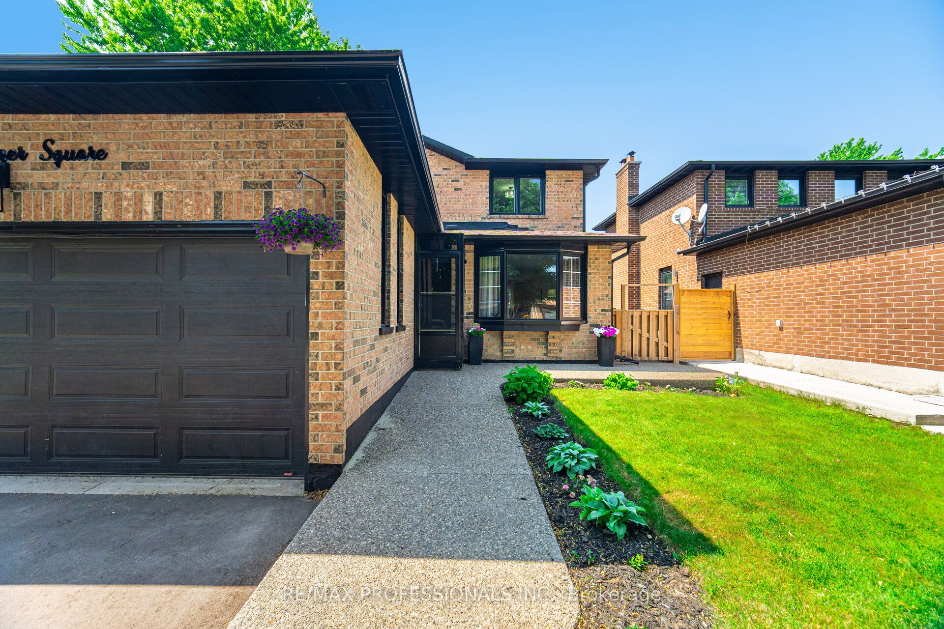 100 Tanager Square