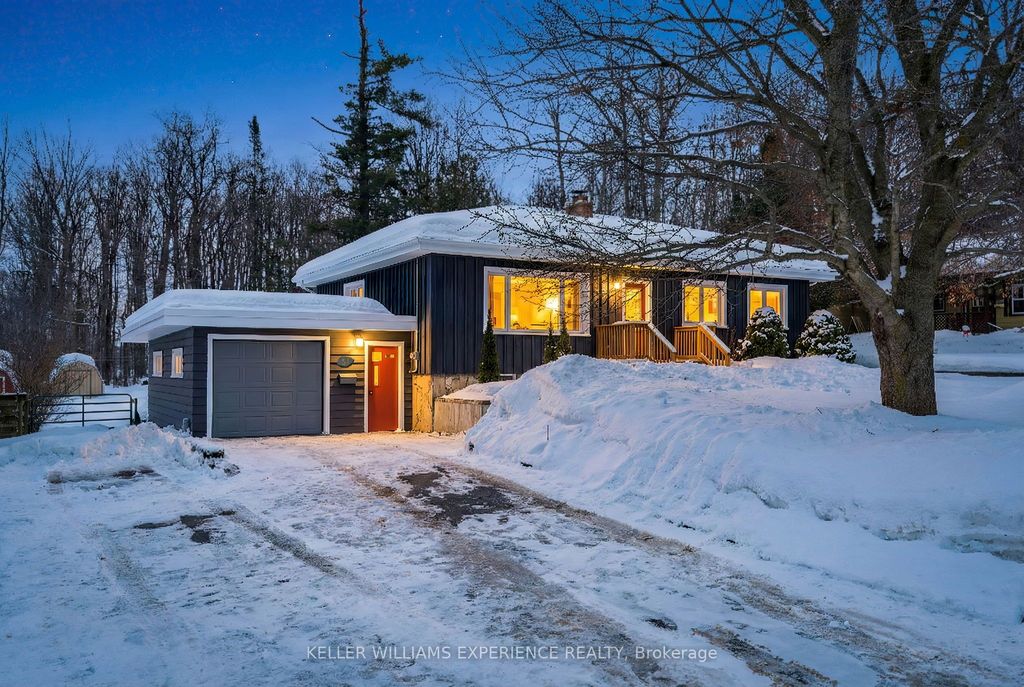 Photo of 51 Fittons Road E, Orillia, ON L3V 2J2 (MLS # S12699616)