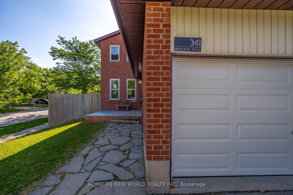 Photo of 341 Hickling Trail, Barrie, ON L4M 5Z6 (MLS # S13867912)