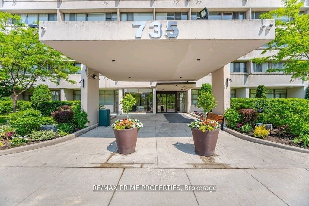 Photo of 735 Don Mills Road #1203, Toronto, ON M3C 1S7 (MLS # C12607112)