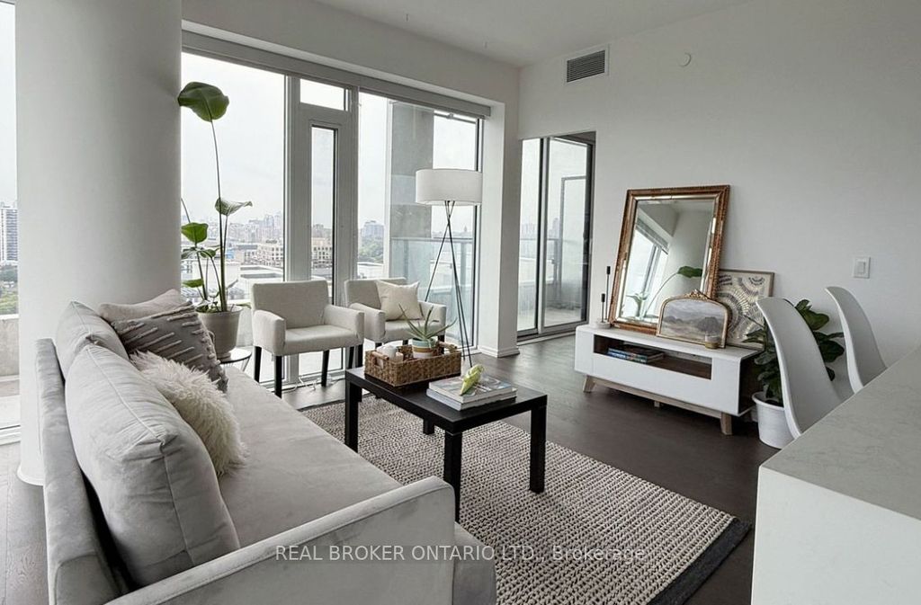 Photo of 5 Soudan Avenue #2004, Toronto, ON M4S 0B1 (MLS # C12477355)