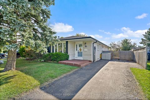Photo of 73 Jefferson Road, Brampton, ON L6S 1W7 (MLS # W12433071)