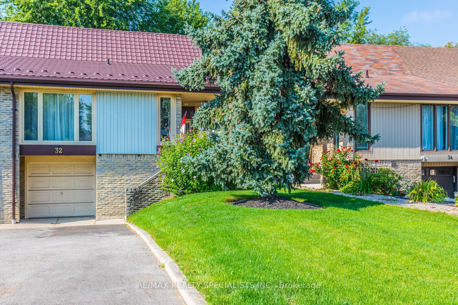 32 Falconer Drive