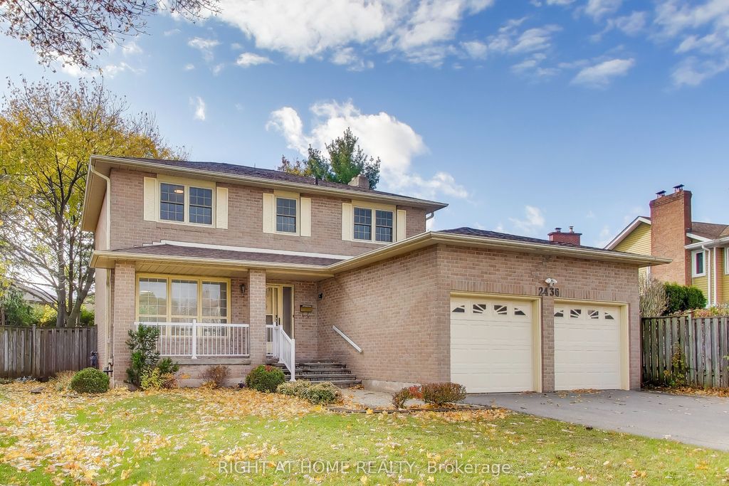 Photo of 2436 Folkway Drive, Mississauga, ON L5L 3N3 (MLS # W12852462)