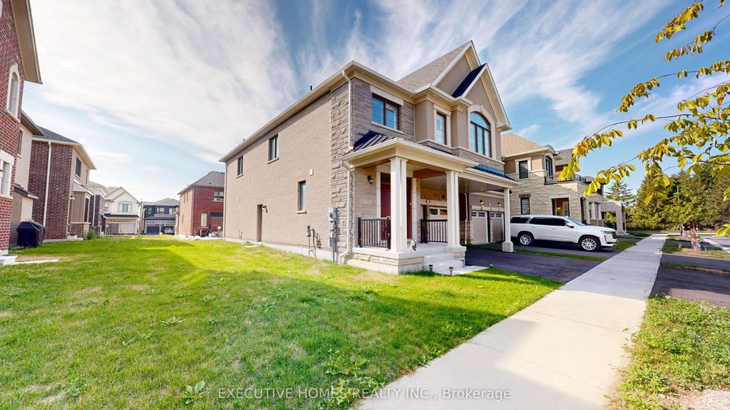 Photo of 2885 Foxden Square, Pickering, ON L1X 0N9 (MLS # E12901582)