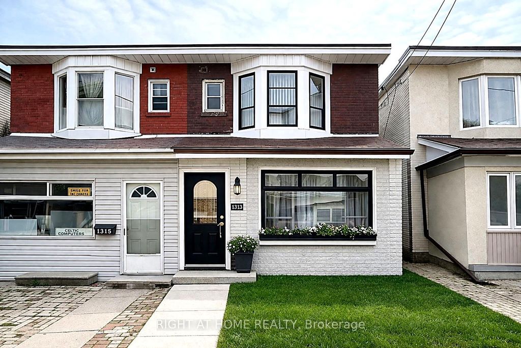 Photo of 1313 Gerrard Street, Toronto, ON M4L 1Y8 (MLS # E12939754)