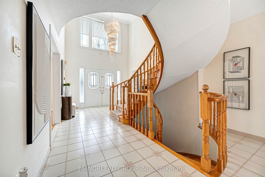 Photo of 45 Aitken Circle, Markham, ON L3R 7L3 (MLS # N12852744)