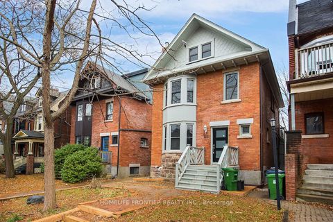 46 Cowan Avenue Toronto ON M6K 2N4