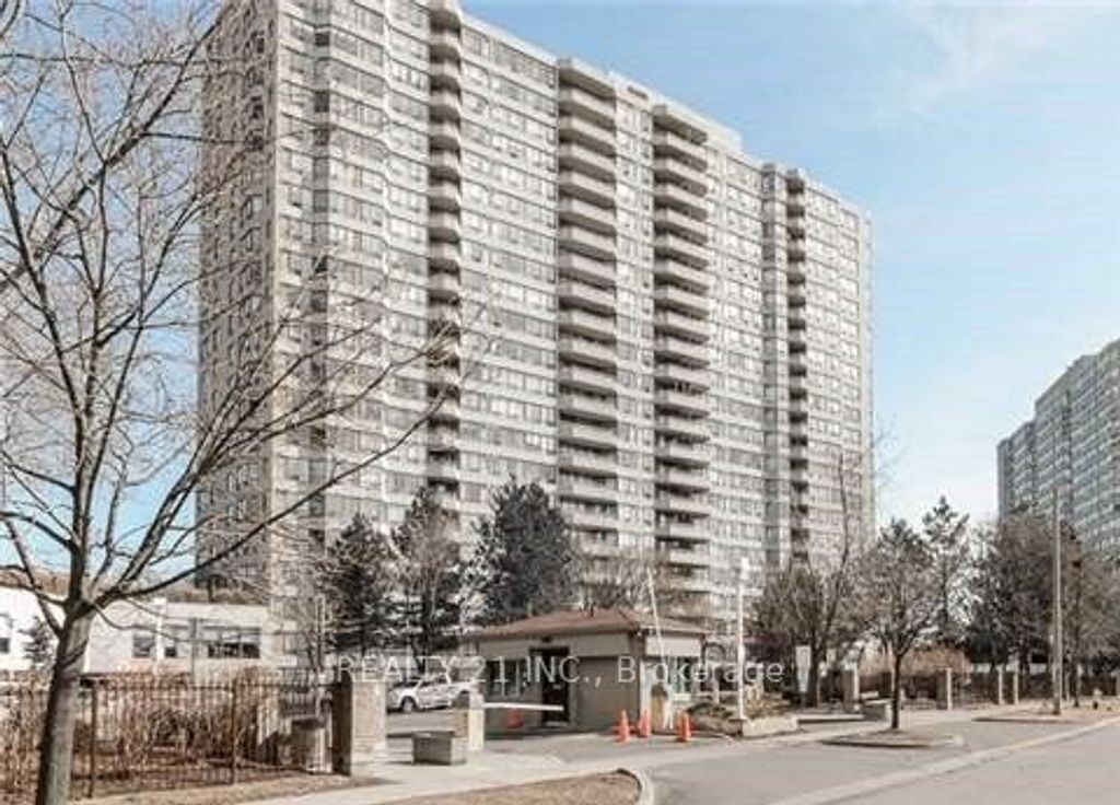 Photo of 3 Greystone Walk Drive #821, Toronto, ON M1K 5J4 (MLS # E13041842)
