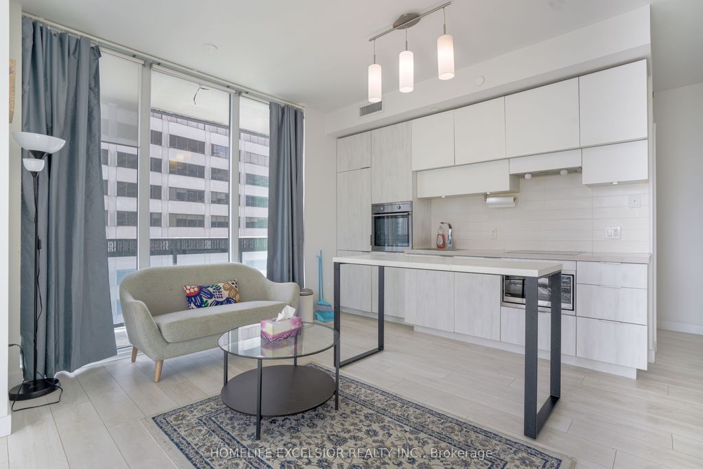 Photo of 8 Eglinton Avenue E #2002, Toronto, ON M4P 0C1 (MLS # C12908668)