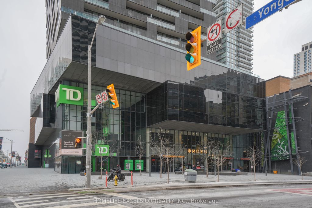 Photo of 8 Eglinton Avenue E #2002, Toronto, ON M4P 0C1 (MLS # C12908668)