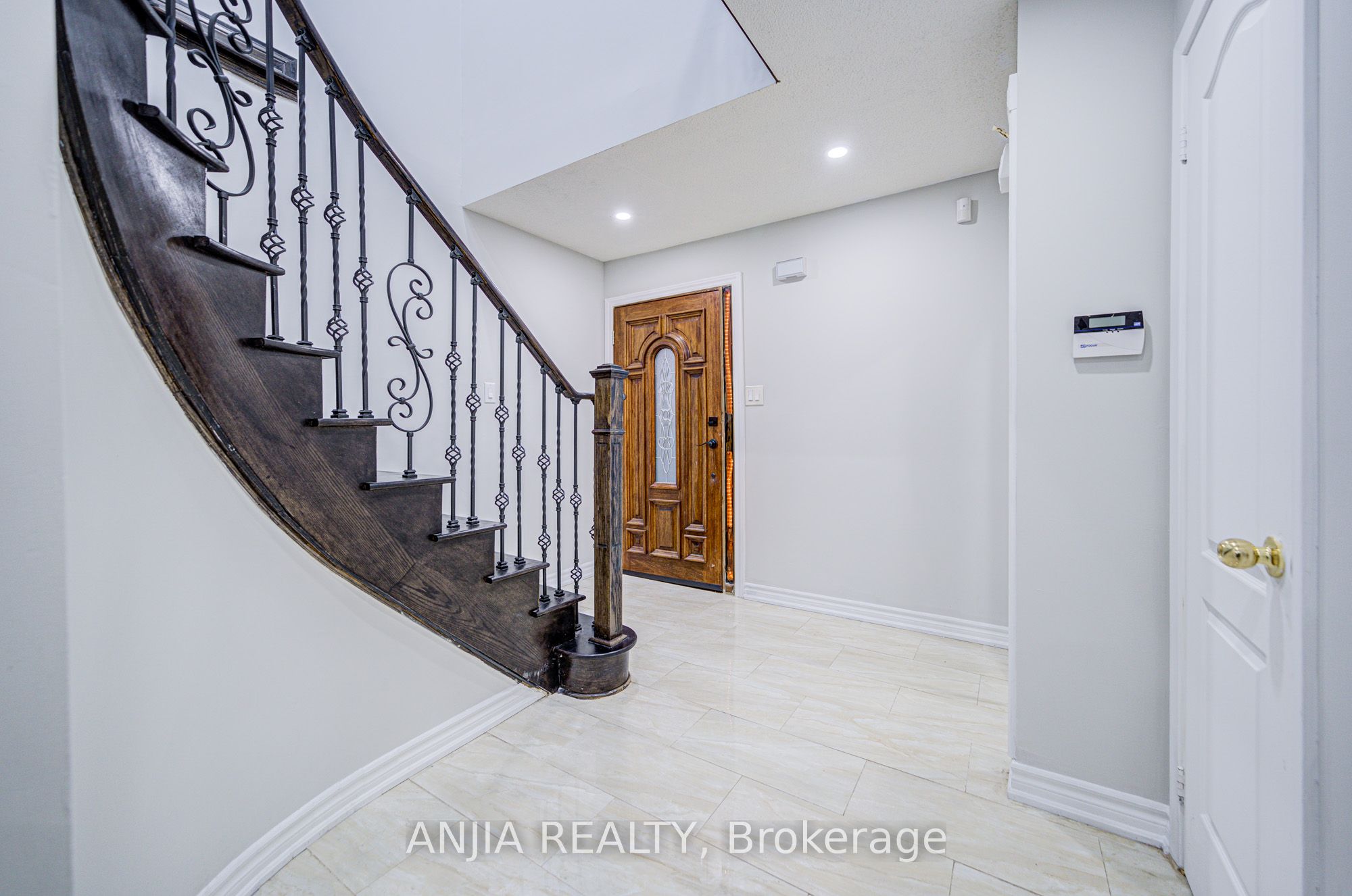 34 Terrosa Road