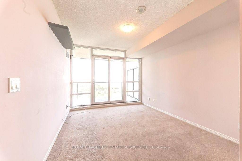 Toronto W06, ON M8V 0B2, Canada, 3 Bedrooms Bedrooms, ,2 BathroomsBathrooms,Residential,Active,97553