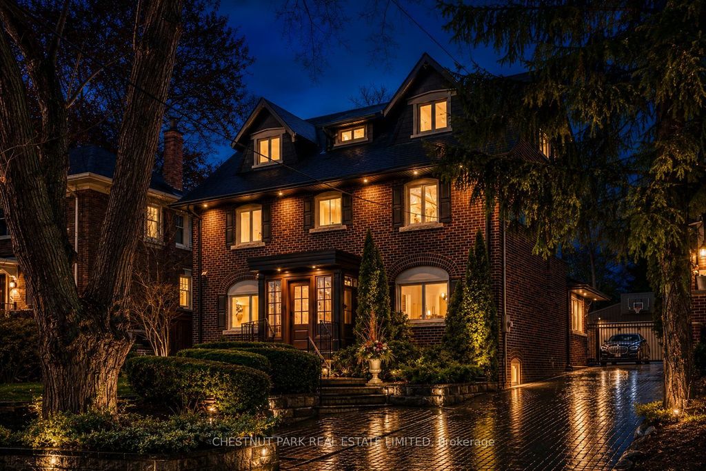 Photo of 35 Weybourne Crescent, Toronto, ON M4N 2R4 (MLS # C13058370)