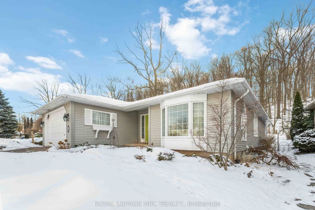 Photo of 192 Woodside Drive, St. Catharines, ON L2T 1X6 (MLS # X12824688)