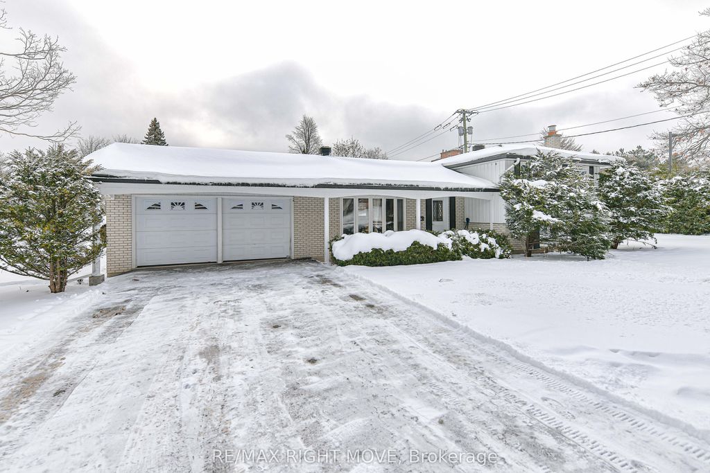 Photo of 437 Highland Avenue, Orillia, ON L3V 4E8 (MLS # S12752132)