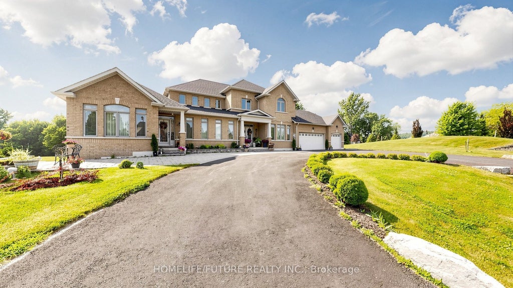 Photo of 61 Ridge Road, Uxbridge, ON L0C 1A0 (MLS # N13590972)