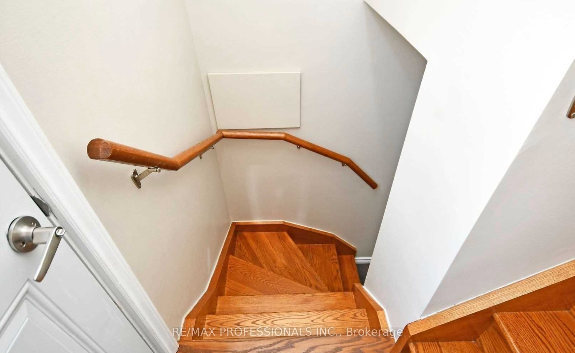 1072 Alexandra Avenue BSMT