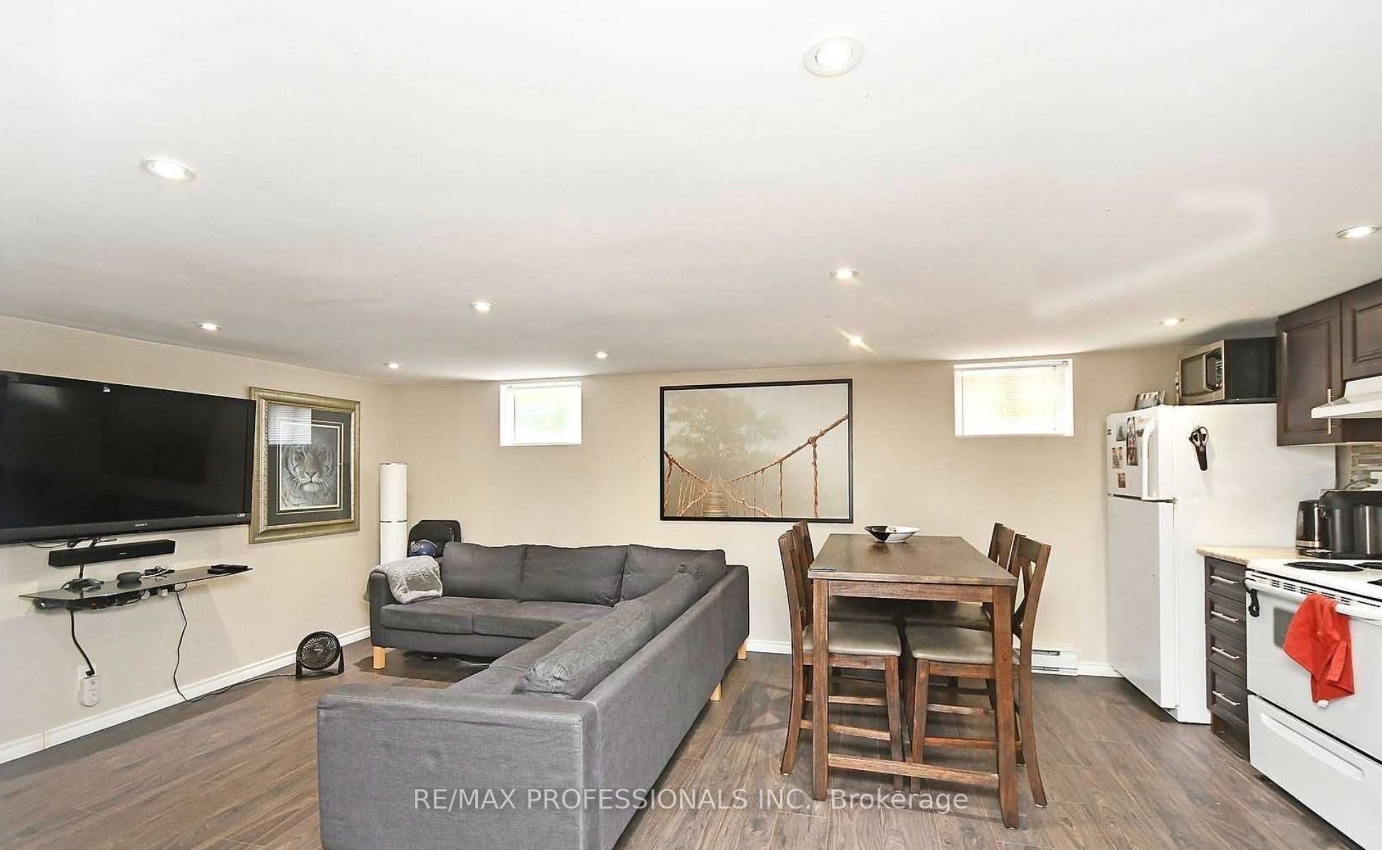 1072 Alexandra Avenue BSMT