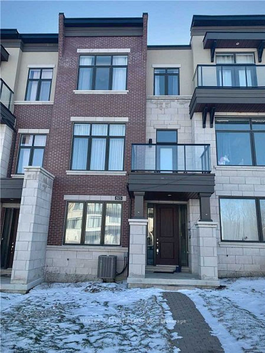 Photo of 605 Marc Santi Boulevard, Vaughan, ON L6A 4Z8 (MLS # N13075346)