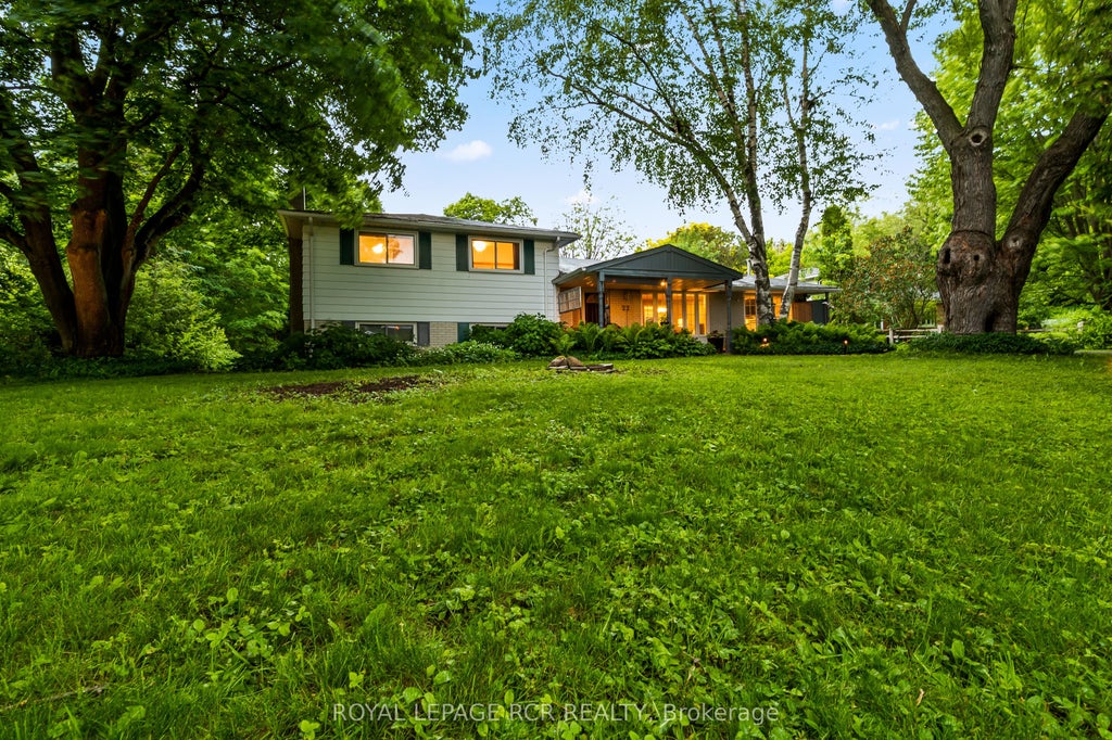 Photo of 22 Randy Avenue, Mono, ON L9W 2A3 (MLS # X13461626)