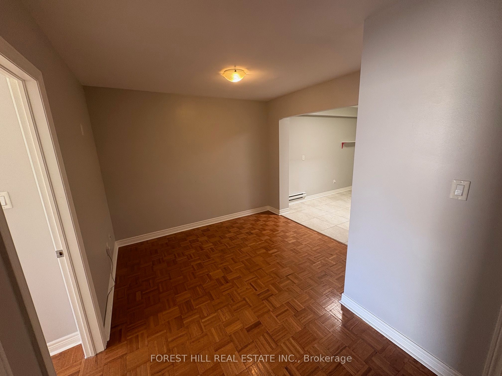 341 Lakeshore Road E 2