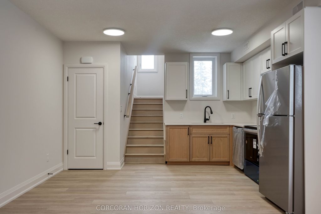 Photo of 800 Myers Road #107, Cambridge, ON N1R 5S2 (MLS # X12828250)