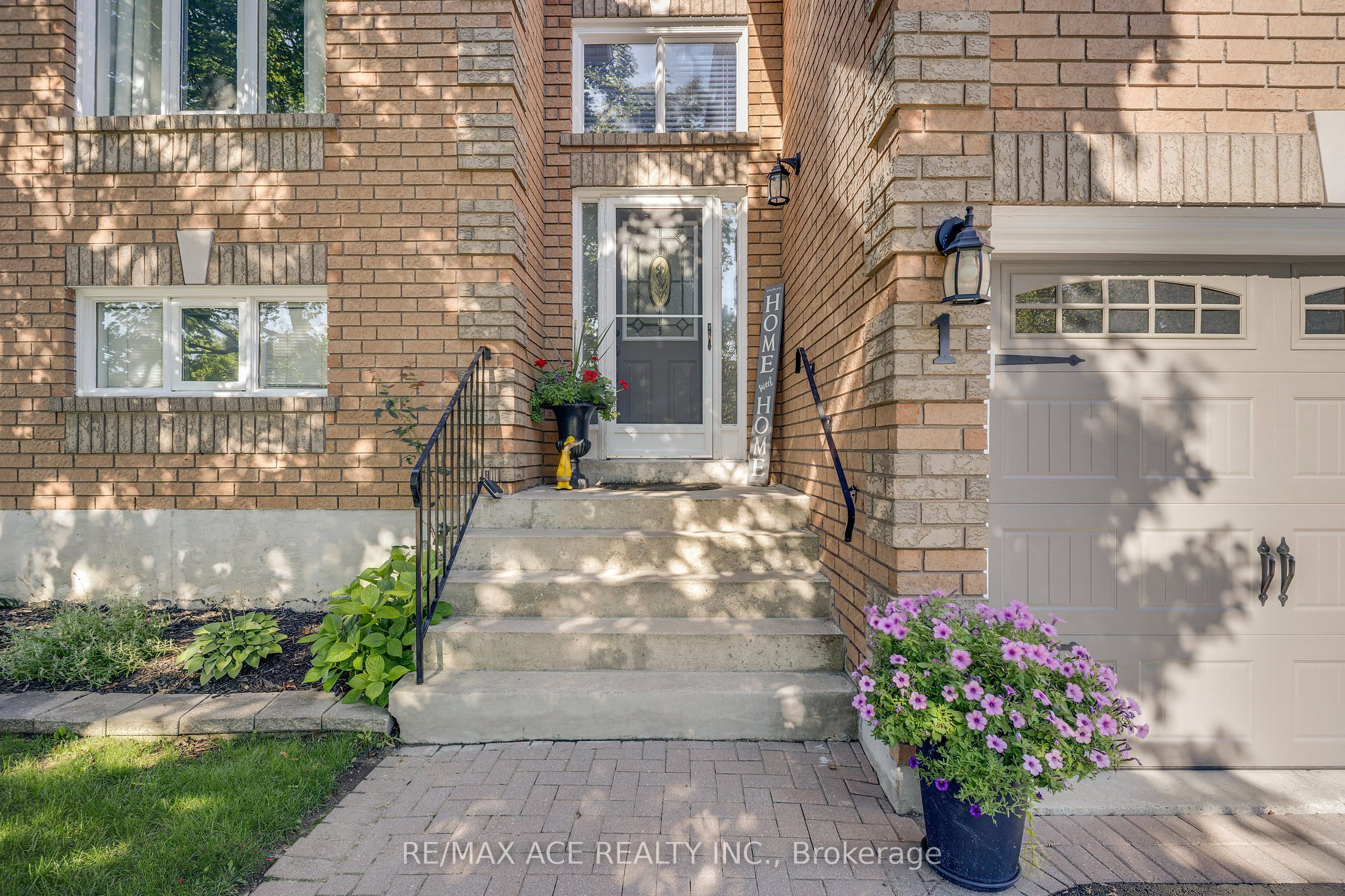 1 Margaret Place