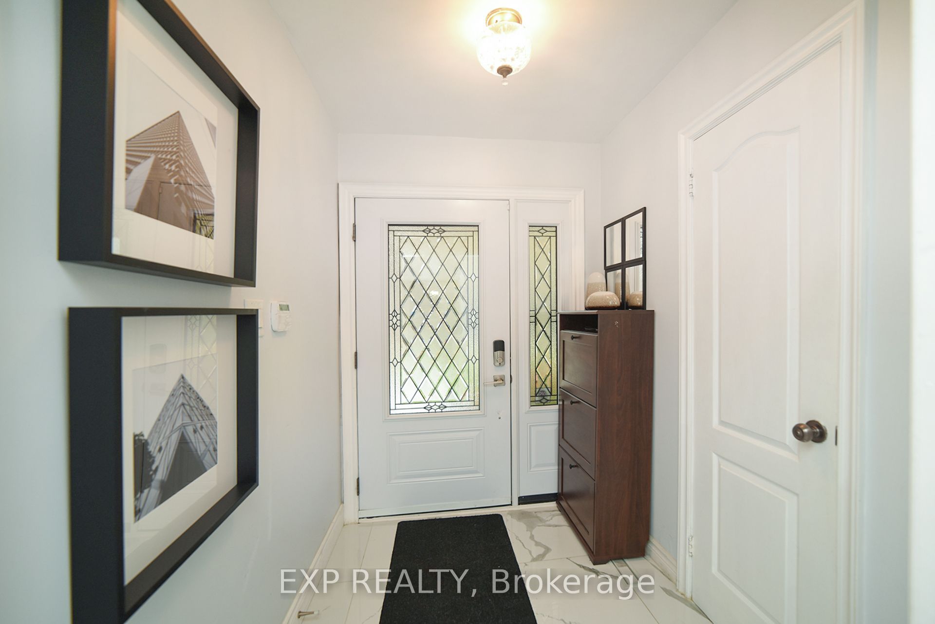 144 Snowshoe Crescent