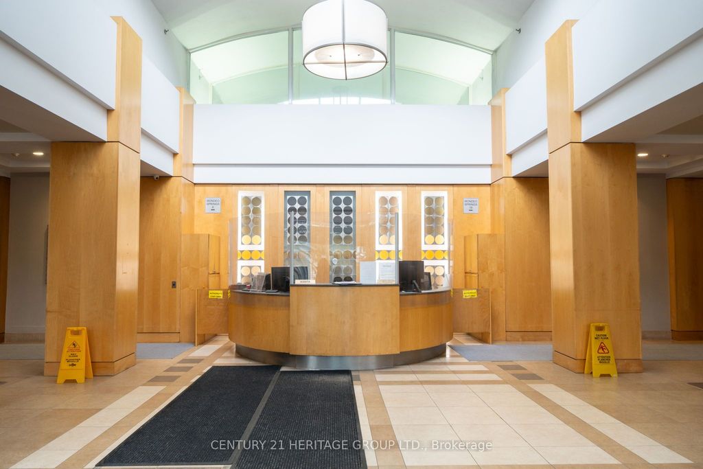 Photo of 8 Mondeo Drive #415, Toronto, ON M1P 5C7 (MLS # E13046044)