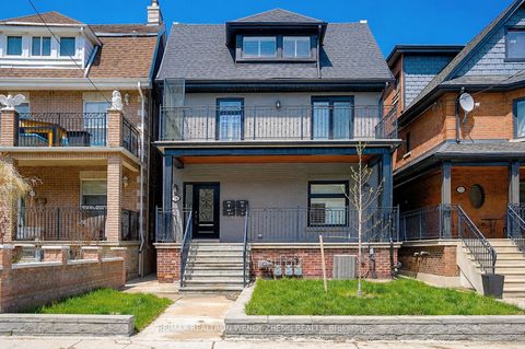 175 Grace Street Toronto ON M6G 3A7