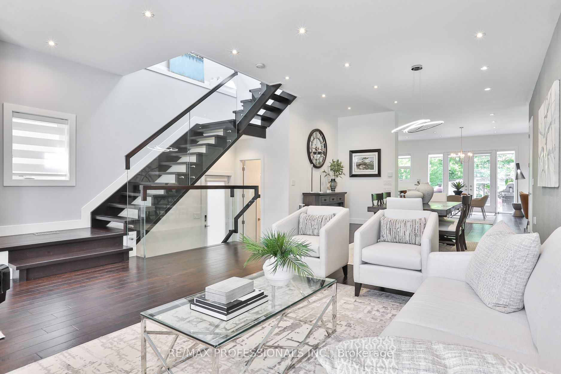 54 Renown Road