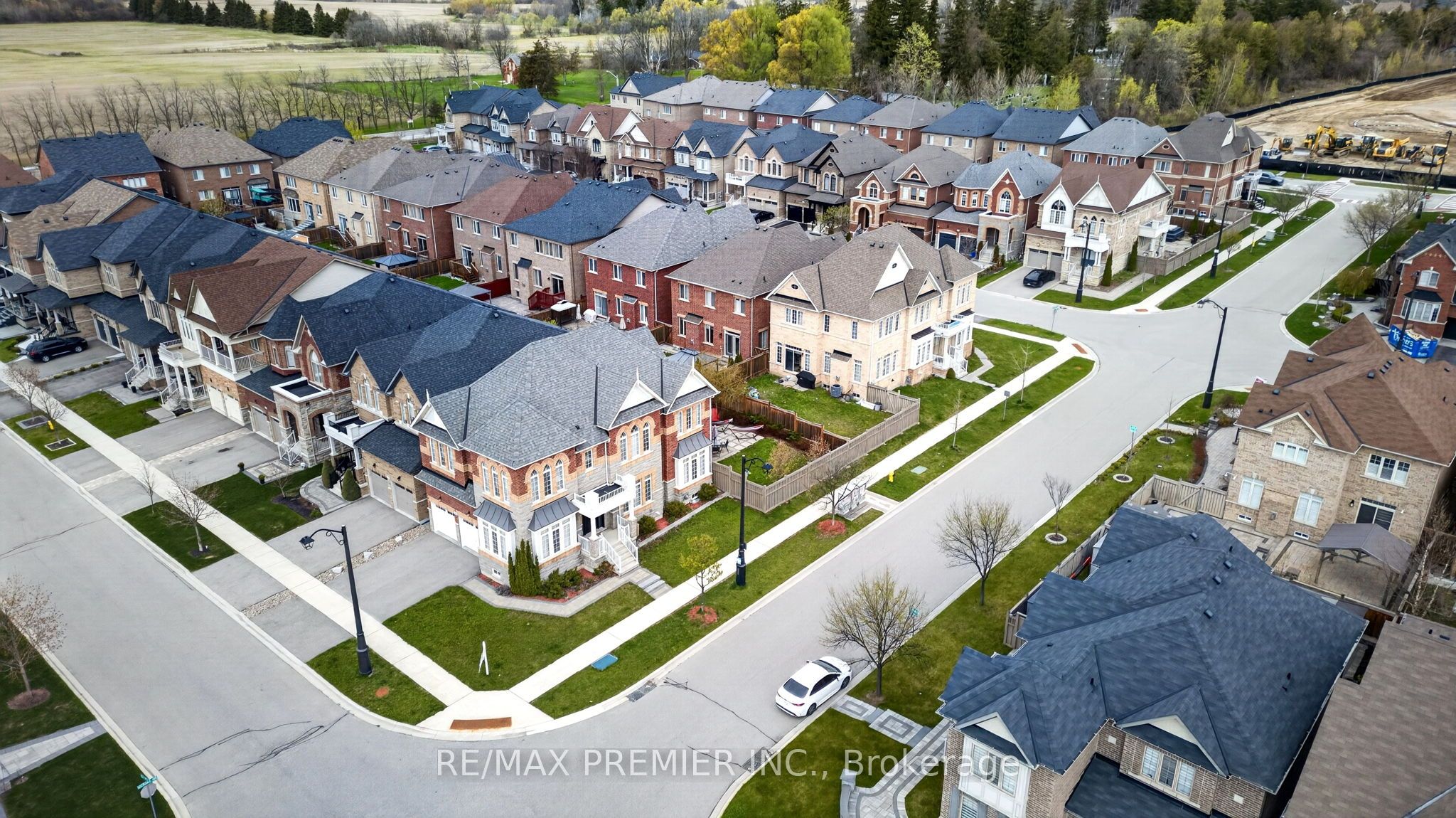 66 Red Tree Drive