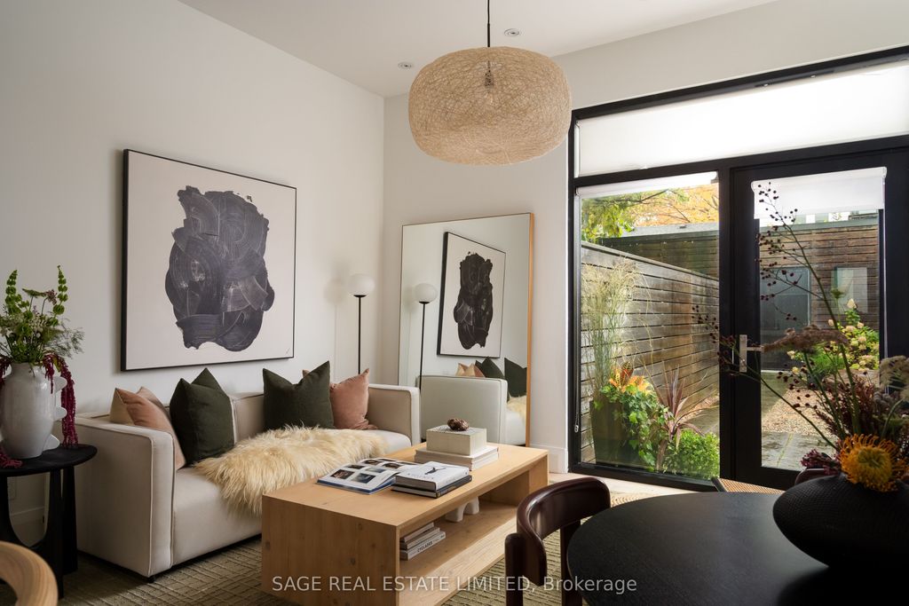 Photo of 110B Palmerston Avenue, Toronto, ON M6J 1J1 (MLS # C12546942)