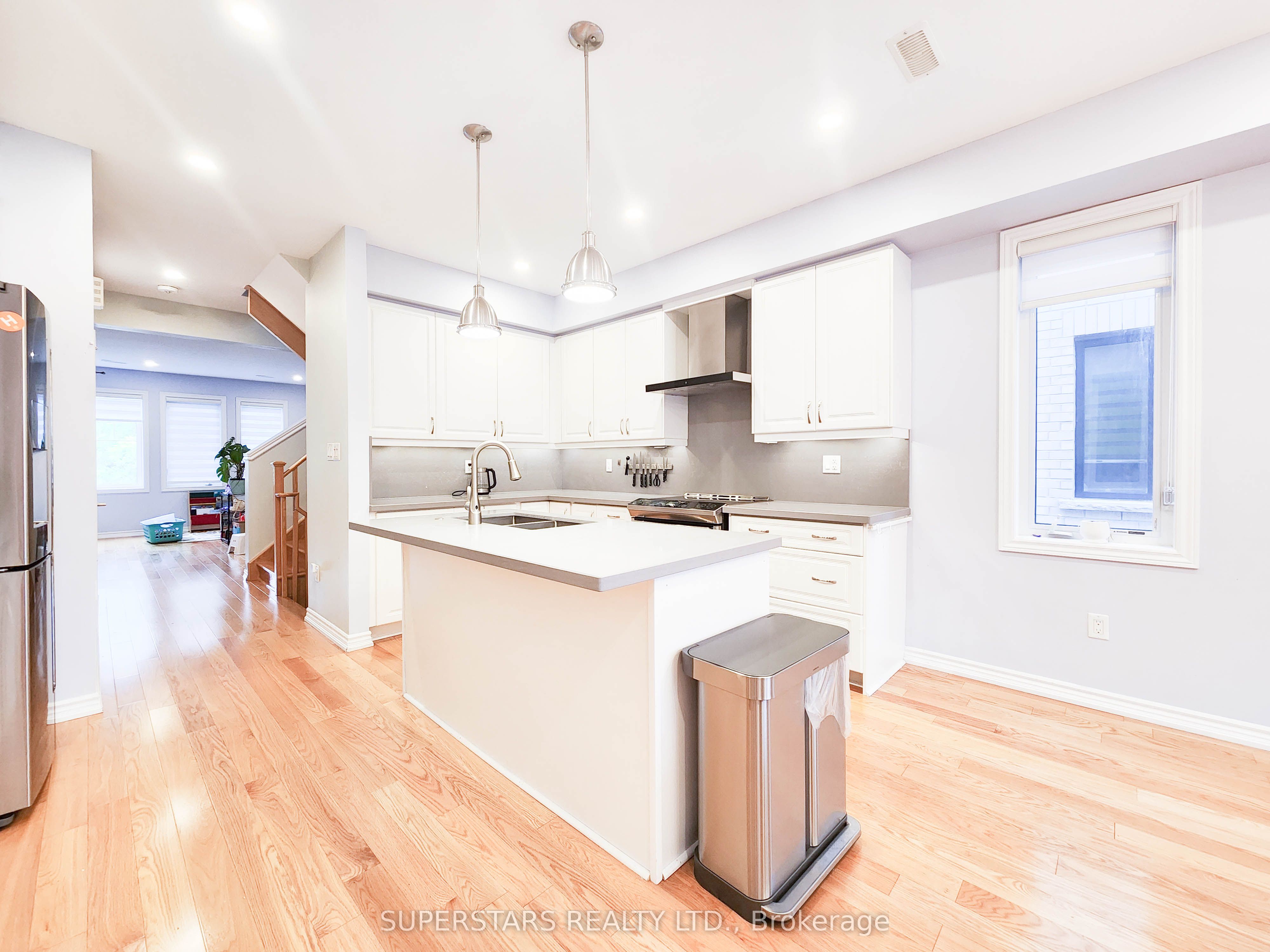 222 William Forster Road