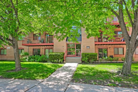 1500 Pilgrims Way 324 Oakville ON L6M 3G9