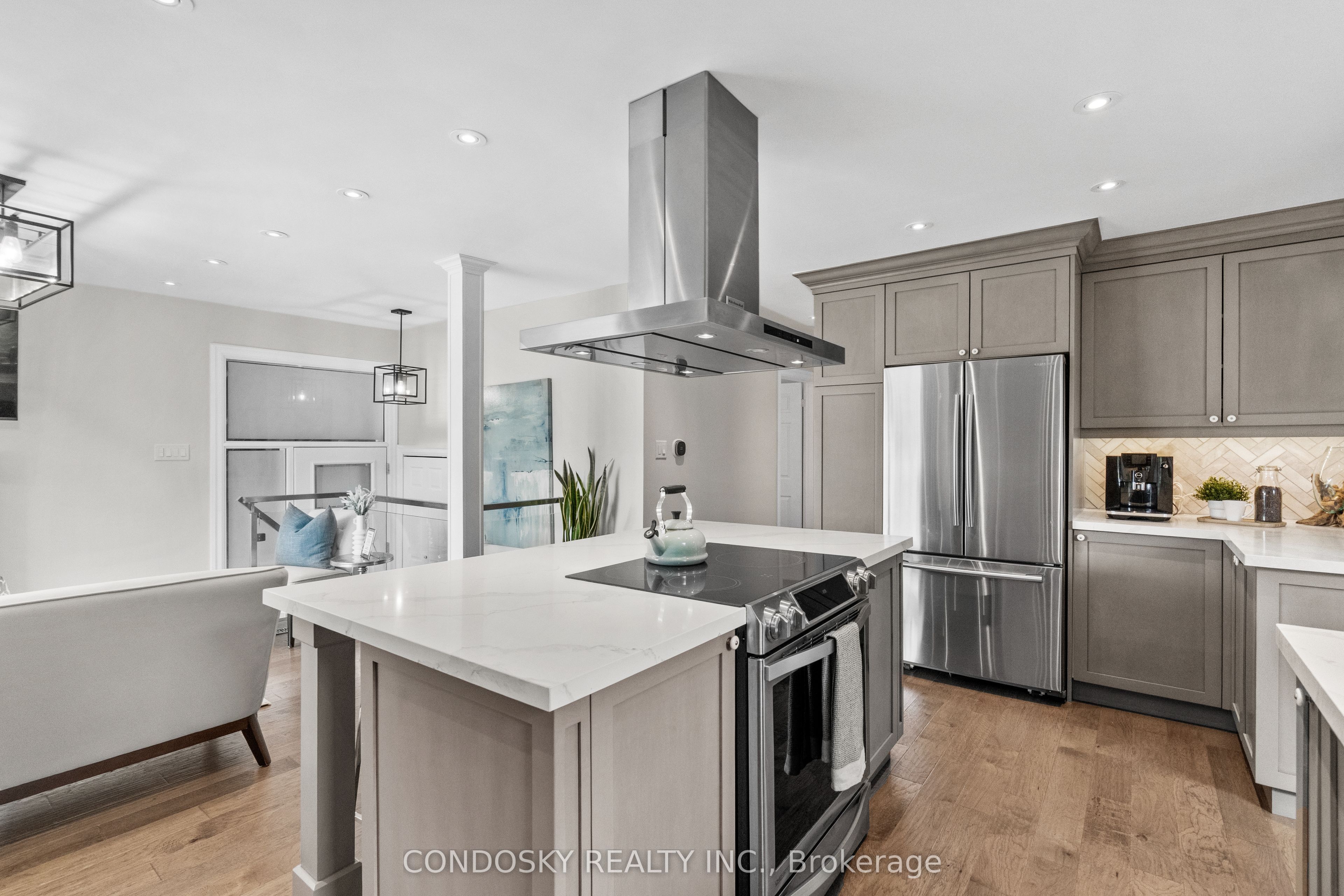 15 Gibbons Place