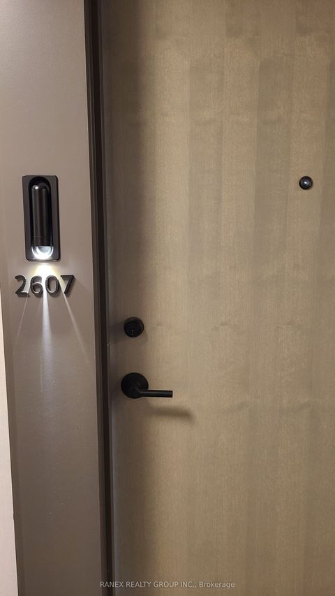 130 River Street E-2607 Toronto ON M5A 0R8