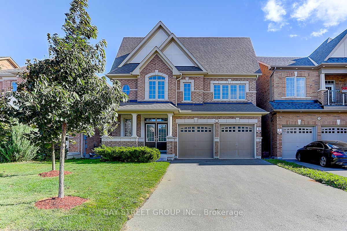 2433 Equestrian Cres Crescent