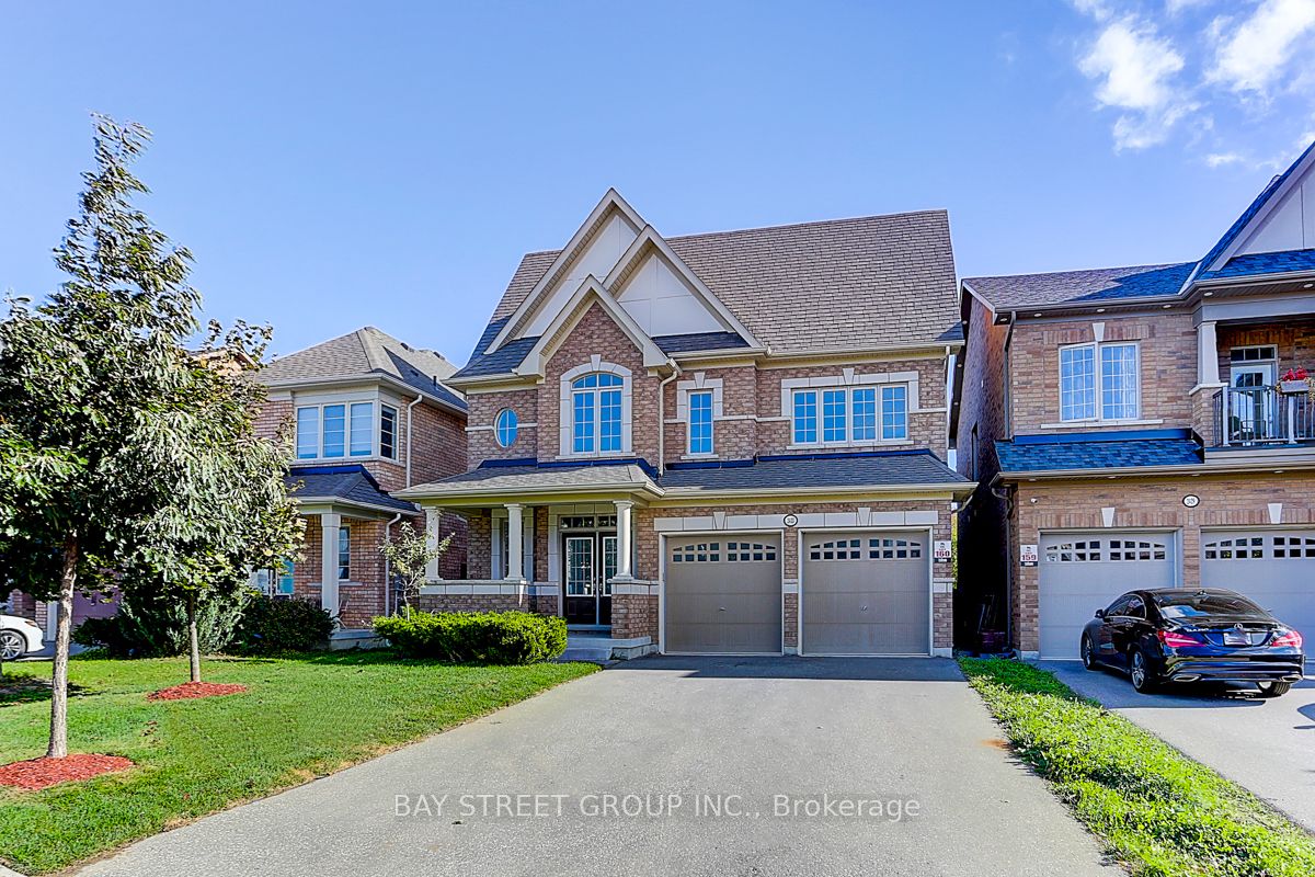 2433 Equestrian Cres Crescent