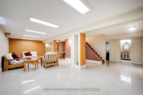 4450 Mayflower Drive Bsmt Mississauga ON L5R 1S6