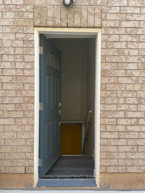 746 Miltonbrook Crescent E Milton ON L9T 8N2