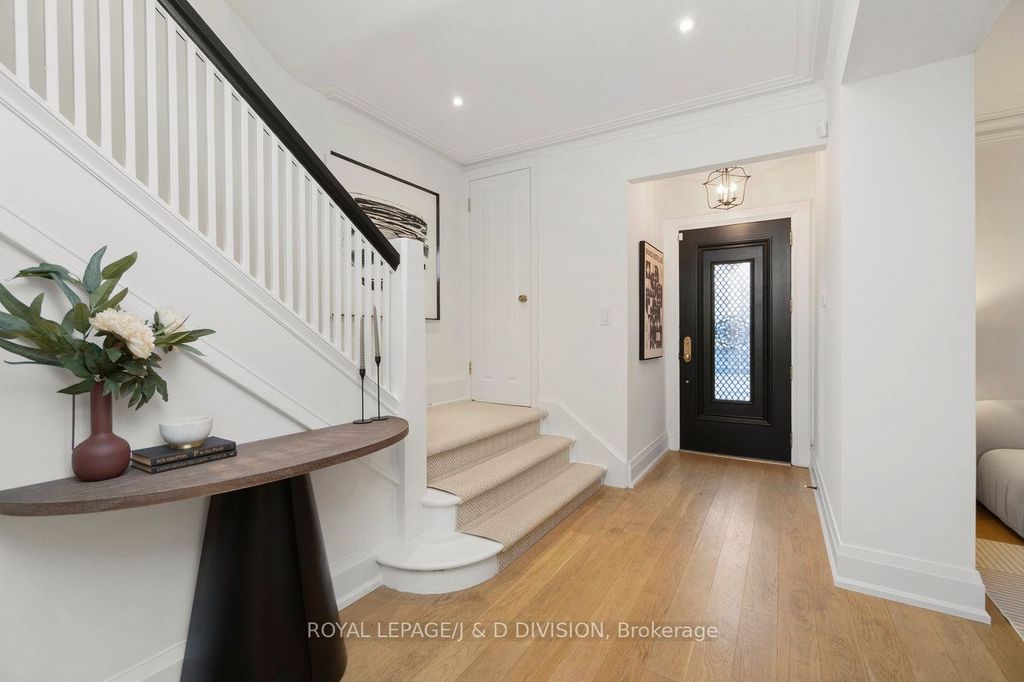 Photo of 146 Balmoral Avenue, Toronto, ON M4V 1J4 (MLS # C12466073)